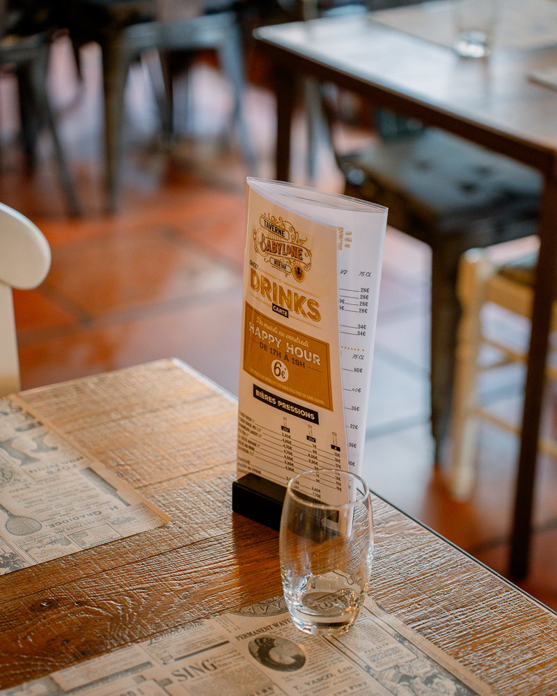 Salle du Babylone Beer Bar